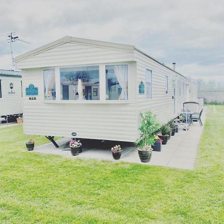 ריל Static Caravan Marine Holiday Park מראה חיצוני תמונה